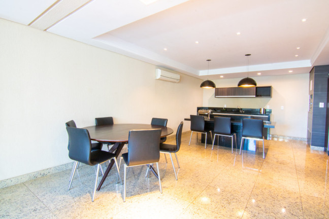Imagem Apartamento com 3 Quartos à Venda, 123 m² em Petrópolis - Porto Alegre Imagem Apartamento com 3 Quartos à Venda, 123 m² em Petrópolis - Porto Alegre