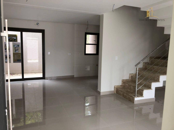 Imagem Sobrado com 3 Quartos à Venda, 178 m² em Bom Retiro - Curitiba Imagem Sobrado com 3 Quartos à Venda, 178 m² em Bom Retiro - Curitiba