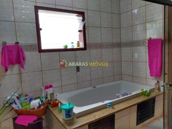 Imagem Casa com 4 Quartos à Venda, 484 m² em Centro - Bertioga