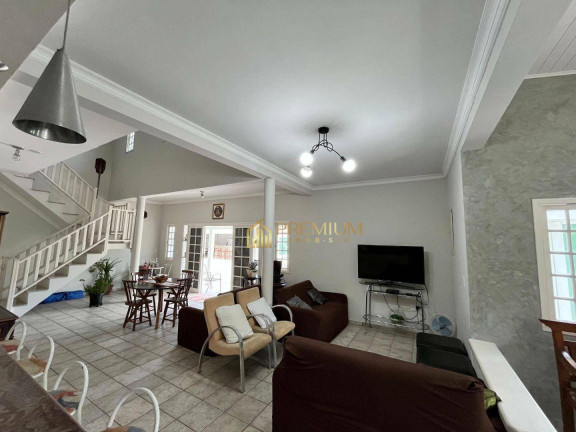 Imagem Sobrado com 7 Quartos à Venda, 458 m² em Mar Verde - Caraguatatuba Imagem Sobrado com 7 Quartos à Venda, 458 m² em Mar Verde - Caraguatatuba