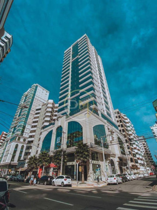 Apartamento com 3 Quartos à Venda,  em Meia Praia - Itapema