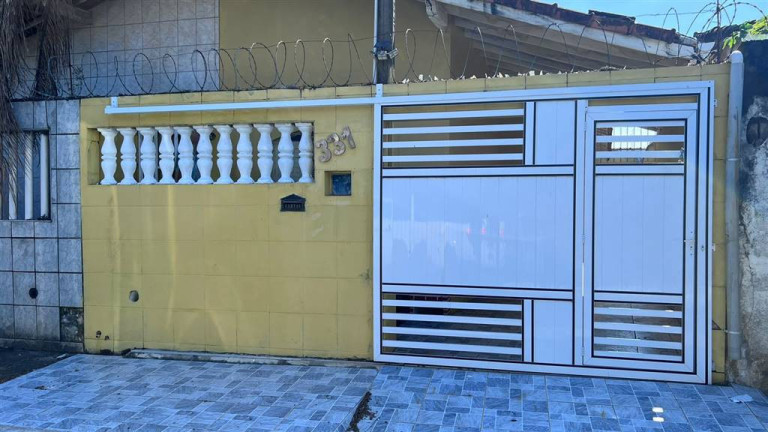 Casa com 2 Quartos à Venda, 70 m² em Guilhermina - Praia Grande