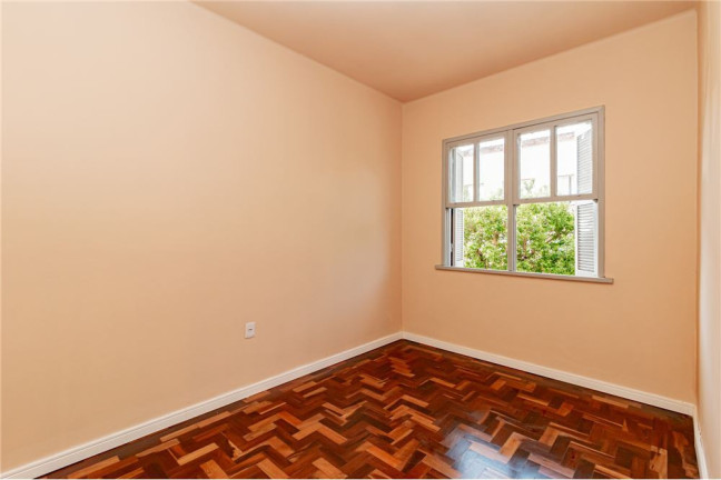 Imagem Imóvel com 2 Quartos à Venda, em Passo Da Areia - Porto Alegre Imagem Imóvel com 2 Quartos à Venda, em Passo Da Areia - Porto Alegre