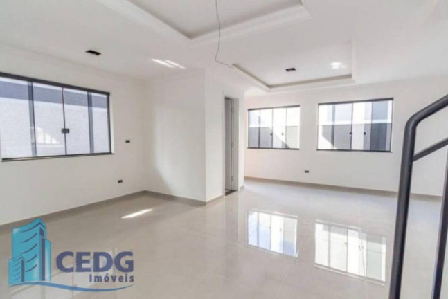 Imagem Casa de Condomínio com 3 Quartos à Venda, 105 m² em Xaxim - Curitiba