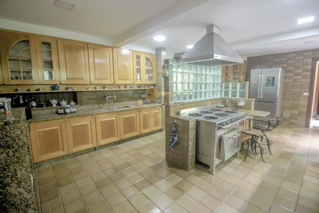 Imagem Casa com 5 Quartos à Venda, 1.200 m² em Quebra Frascos - Teresópolis Imagem Casa com 5 Quartos à Venda, 1.200 m² em Quebra Frascos - Teresópolis