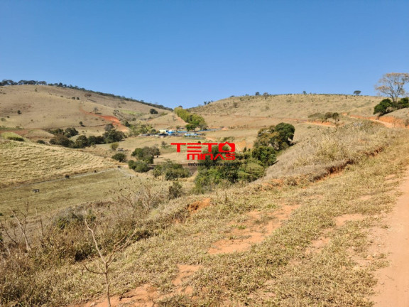 Imagem Imóvel com 2 Quartos à Venda, em Zona Rural De Pouso Alto - Mg - Pouso Alto Imagem Imóvel com 2 Quartos à Venda, em Zona Rural De Pouso Alto - Mg - Pouso Alto