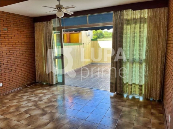 Casa com 5 Quartos à Venda, 393 m² em Tremembé - São Paulo