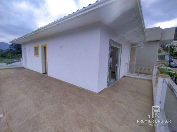 Imagem Casa com 5 Quartos à Venda, 250 m² em Vargem Grande - Teresópolis Imagem Casa com 5 Quartos à Venda, 250 m² em Vargem Grande - Teresópolis