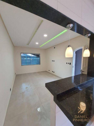 Imagem Casa com 2 Quartos à Venda, 74 m² em Caiçara - Praia Grande