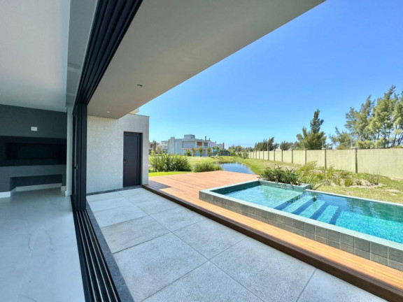 Imagem Casa com 5 Quartos à Venda, 270 m² em -- - Capao Da Canoa