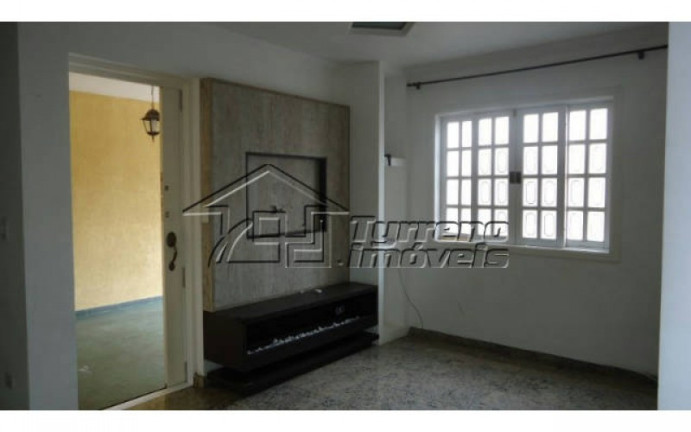 Casa de Condomínio com 3 Quartos para Alugar, 130 m² em Jardim Das Indústrias - São José Dos Campos