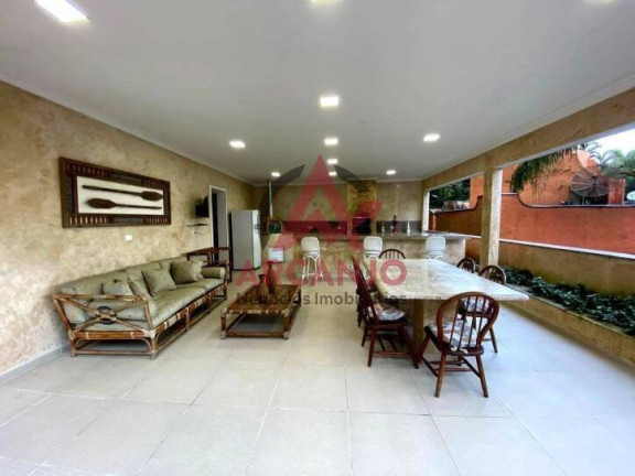 Imagem Casa com 6 Quartos à Venda, 470 m² em Praia Domingas Dias - Ubatuba