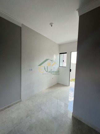 Imagem Casa com 2 Quartos à Venda, 42 m² em Campo De Santana - Curitiba Imagem Casa com 2 Quartos à Venda, 42 m² em Campo De Santana - Curitiba