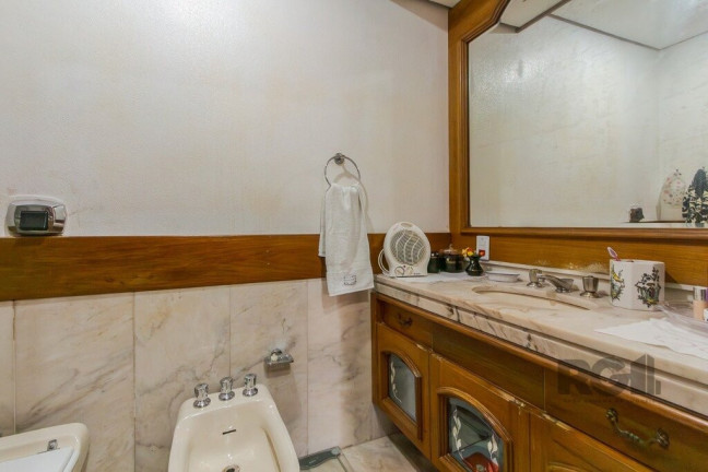 Imagem Cobertura com 3 Quartos à Venda, 275 m² em Rio Branco - Porto Alegre