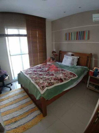 Imagem Casa com 2 Quartos à Venda, 300 m² em Santa Rosa - Niterói Imagem Casa com 2 Quartos à Venda, 300 m² em Santa Rosa - Niterói