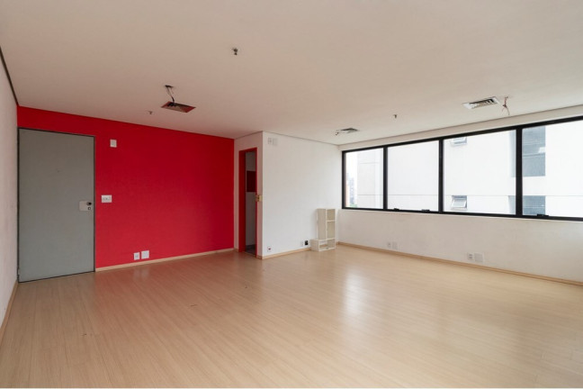 Sala Comercial à Venda, 35 m² em Vila Mariana - São Paulo