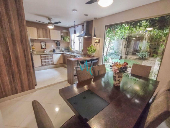 Imagem Casa com 5 Quartos à Venda, 200 m² em Campo Grande - Rio De Janeiro Imagem Casa com 5 Quartos à Venda, 200 m² em Campo Grande - Rio De Janeiro