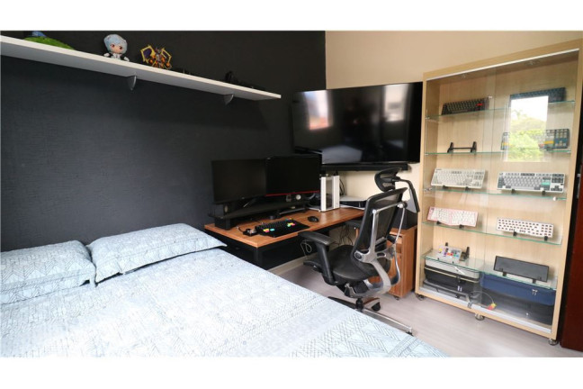 Imagem Casa com 3 Quartos à Venda,  em Jardim Bom Refúgio - São Paulo