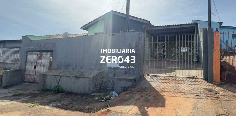 Casa com 3 Quartos para Alugar, 100 m² em Jardim Silvino - Cambé