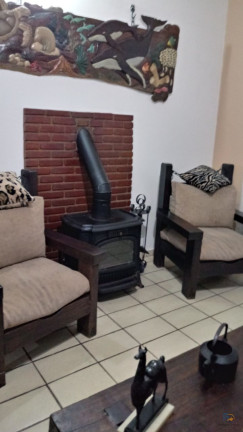 Imagem Sobrado com 4 Quartos à Venda, 250 m² em Cigarras - São Sebastião Imagem Sobrado com 4 Quartos à Venda, 250 m² em Cigarras - São Sebastião