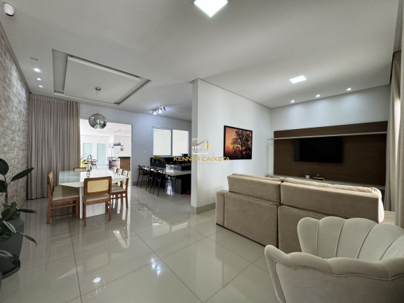 Casa com 3 Quartos à Venda, 243 m² em Alto Dos Caiçaras - Patos De Minas