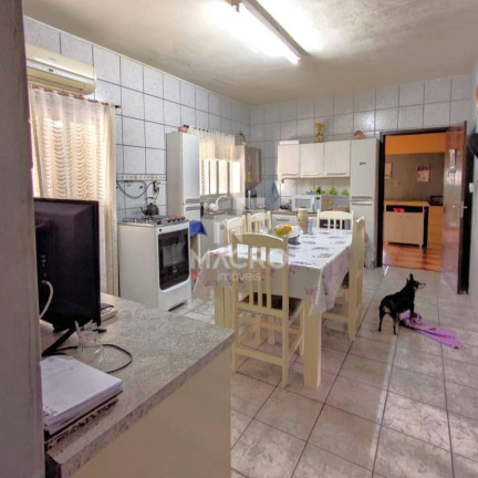 Imagem Casa com 4 Quartos à Venda, 141 m² em Jaraguá Esquerdo - Jaraguá Do Sul Imagem Casa com 4 Quartos à Venda, 141 m² em Jaraguá Esquerdo - Jaraguá Do Sul