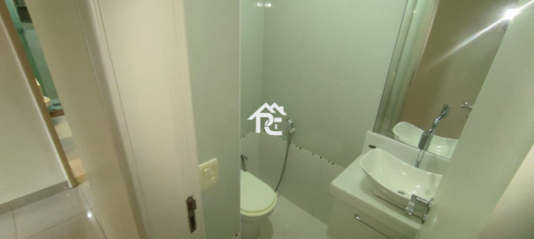 Imagem Apartamento com 3 Quartos à Venda, 100 m² em Icaraí - Niterói Imagem Apartamento com 3 Quartos à Venda, 100 m² em Icaraí - Niterói