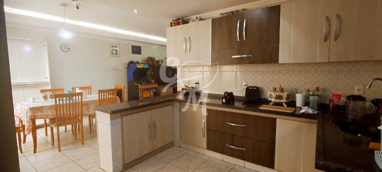 Imagem Casa com 3 Quartos à Venda, 211 m² em Horto Santo Antonio - Jundiaí