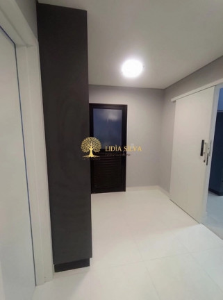 Imagem Cobertura com 3 Quartos à Venda, 475 m² em Cidade Satelite - Atibaia