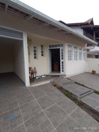 Imagem Casa com 4 Quartos à Venda, 140 m² em Santa Mônica - Florianópolis Imagem Casa com 4 Quartos à Venda, 140 m² em Santa Mônica - Florianópolis