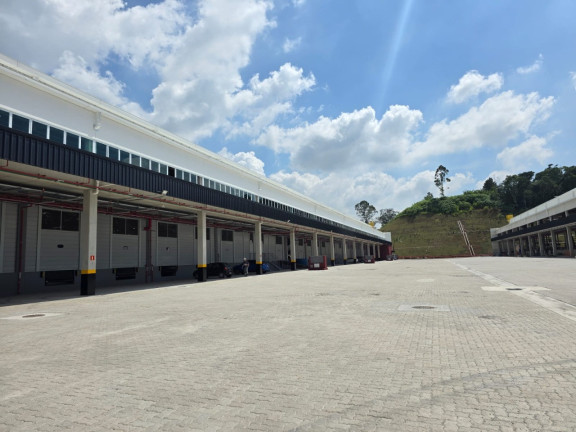 Imóvel para Alugar, 6.192 m² em Quinhaú - Embu Das Artes