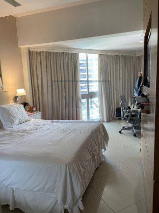 Imagem Apartamento com 3 Quartos à Venda, 220 m² em Barra Da Tijuca - Rio De Janeiro