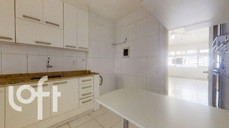 Imagem Imóvel com 3 Quartos à Venda, 98 m² em Copacabana - Rio De Janeiro Imagem Imóvel com 3 Quartos à Venda, 98 m² em Copacabana - Rio De Janeiro