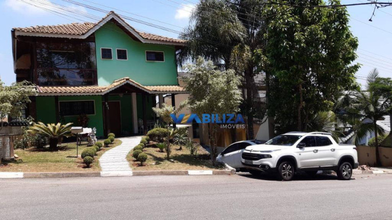 Sobrado com 3 Quartos à Venda, 250 m² em Aruja 5 - Arujá
