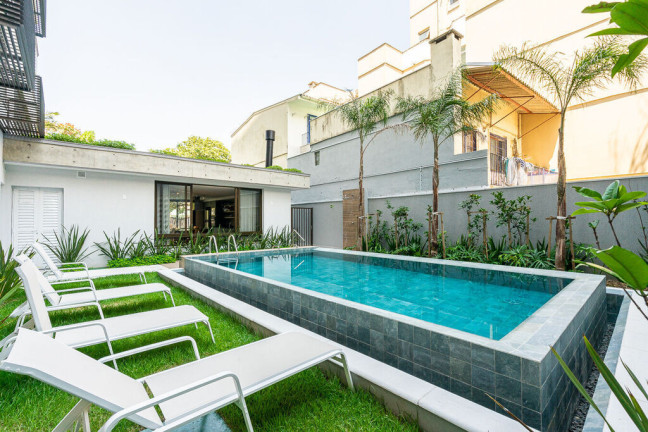 Imagem Imóvel com 3 Quartos à Venda, 110 m² em Menino Deus - Porto Alegre Imagem Imóvel com 3 Quartos à Venda, 110 m² em Menino Deus - Porto Alegre