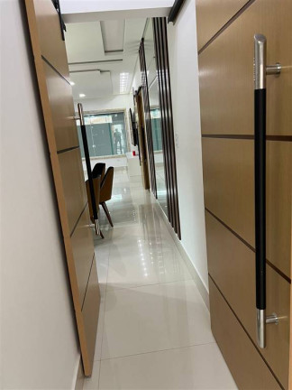 Imagem Casa com 3 Quartos à Venda, 180 m² em Maracanã - Praia Grande Imagem Casa com 3 Quartos à Venda, 180 m² em Maracanã - Praia Grande