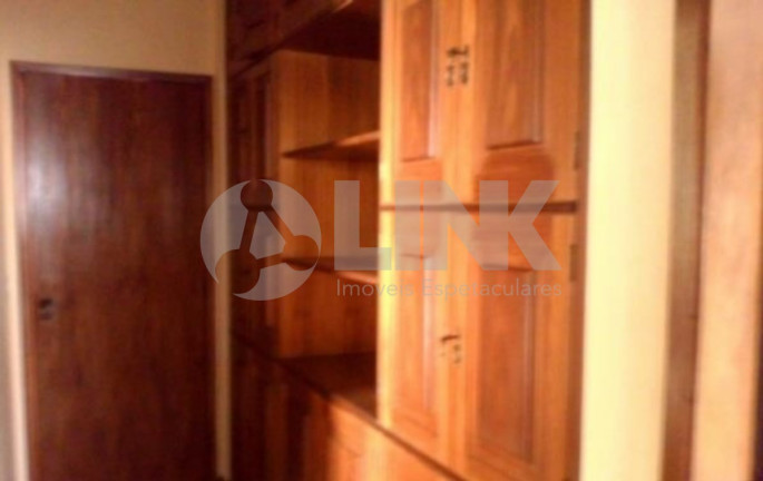 Imagem Apartamento com 3 Quartos à Venda, 131 m² em Petrópolis - Porto Alegre Imagem Apartamento com 3 Quartos à Venda, 131 m² em Petrópolis - Porto Alegre