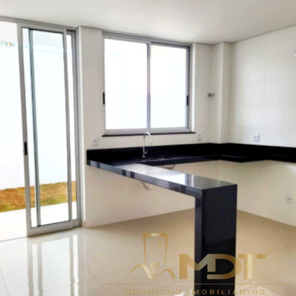 Imagem Casa com 3 Quartos à Venda, 113 m² em Santa Rosa - Belo Horizonte Imagem Casa com 3 Quartos à Venda, 113 m² em Santa Rosa - Belo Horizonte