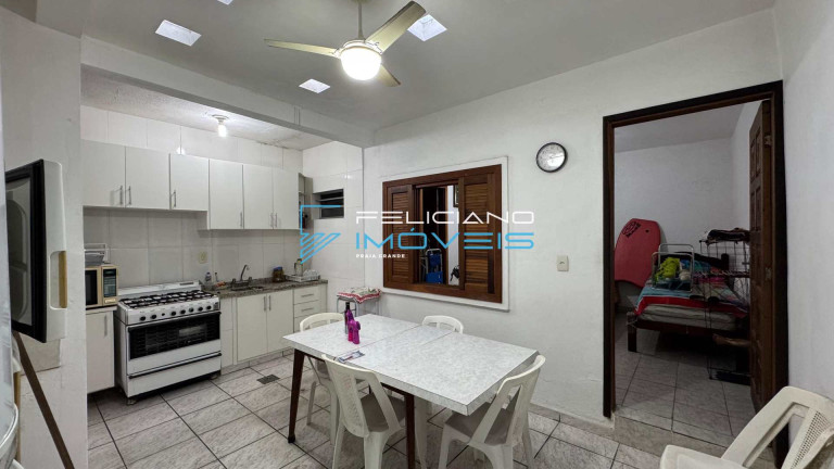 Imagem Casa com 2 Quartos à Venda, 85 m² em Balneário Maracanã - Praia Grande Imagem Casa com 2 Quartos à Venda, 85 m² em Balneário Maracanã - Praia Grande