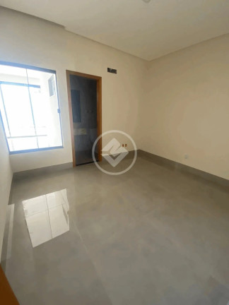 Imagem Casa com 3 Quartos à Venda, 158 m² em Setor Sudoeste - Goiânia Imagem Casa com 3 Quartos à Venda, 158 m² em Setor Sudoeste - Goiânia