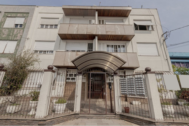 Imagem Apartamento com 2 Quartos à Venda, 70 m² em Menino Deus - Porto Alegre