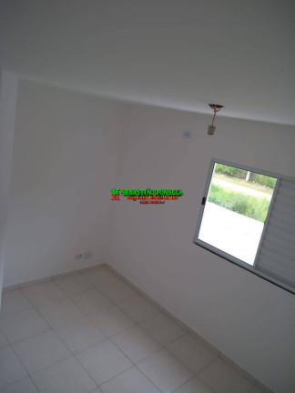 Imagem Casa com 2 Quartos à Venda, 62 m² em Caraguatatuba