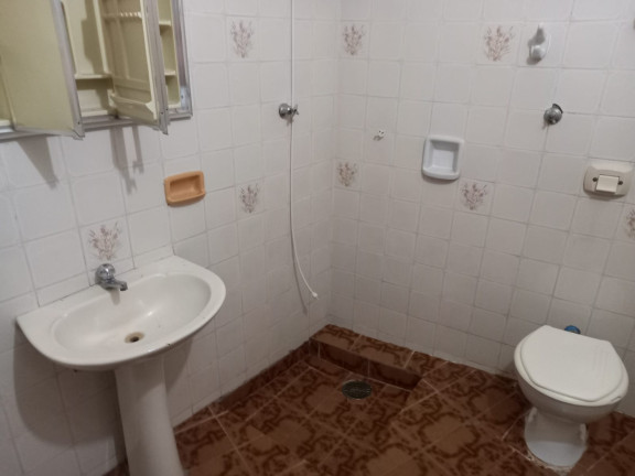 Imagem Casa com 4 Quartos à Venda,  em Jardim Russi - Taubaté