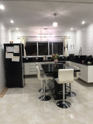 Imagem Casa com 4 Quartos à Venda, 490 m² em Jardim Do Golf I - Jandira Imagem Casa com 4 Quartos à Venda, 490 m² em Jardim Do Golf I - Jandira