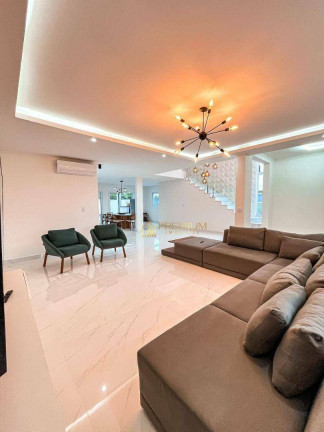 Imagem Sobrado com 4 Quartos à Venda, 340 m² em Massaguaçu - Caraguatatuba Imagem Sobrado com 4 Quartos à Venda, 340 m² em Massaguaçu - Caraguatatuba