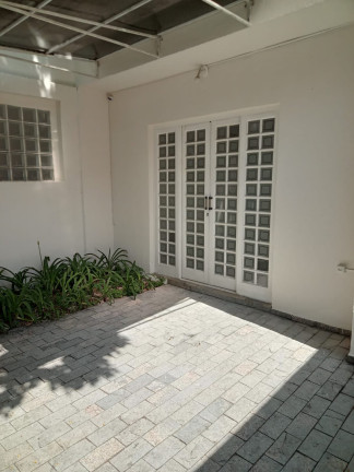 Imagem Casa com 3 Quartos à Venda, 140 m² em Moema - São Paulo Imagem Casa com 3 Quartos à Venda, 140 m² em Moema - São Paulo
