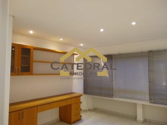 Imóvel Comercial à Venda, 50 m² em Chácara Urbana - Jundiaí