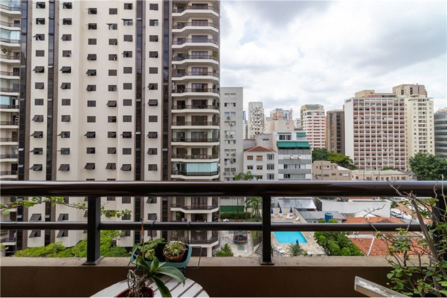 Imagem Apartamento com 3 Quartos à Venda, 143 m² em Itaim Bibi - São Paulo