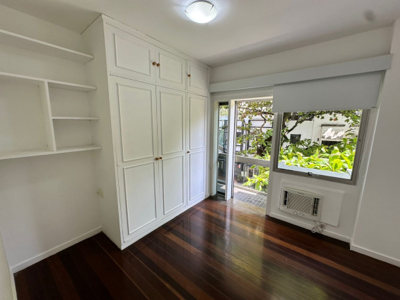 Imagem Imóvel com 3 Quartos à Venda, 116 m² em Ipanema - Rio De Janeiro Imagem Imóvel com 3 Quartos à Venda, 116 m² em Ipanema - Rio De Janeiro