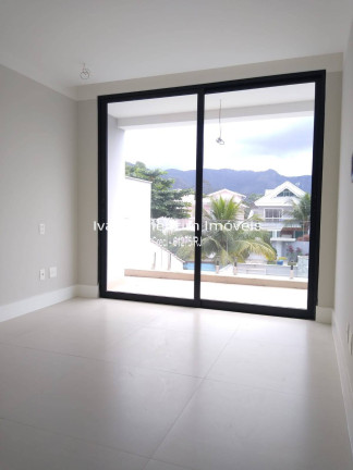 Imagem Casa de Condomínio com 5 Quartos à Venda, 340 m² em Barra Da Tijuca - Rio De Janeiro Imagem Casa de Condomínio com 5 Quartos à Venda, 340 m² em Barra Da Tijuca - Rio De Janeiro